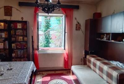 Central 13 Septembrie Tudor Vladimirescu, garsoniera cf. 1, dec. - 1