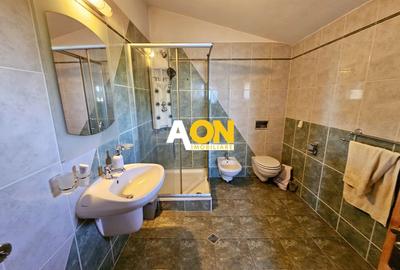 Casă individuală cu 8 camere cu Canalizare în Cetate - 16