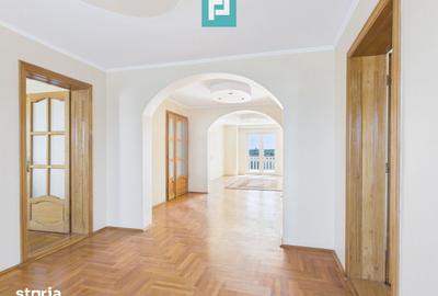Casă cu Teren 3405 Mp în Sânmartin - 12