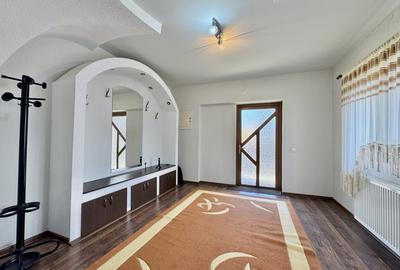 Casǎ Individualǎ/Pensiune/Turism - Ocna Sibiului - 1546 mp teren - 9