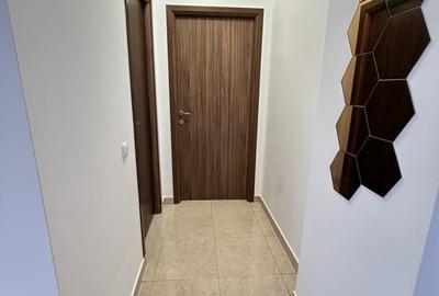Apartament cu 3 camere semidecomandat, mobilat în Central - 16