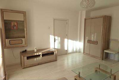 Garsonieră decomandată în 1 Mai - 4