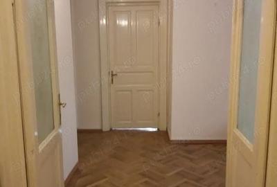De închiriere - Apartament in vila - 3 camere Cotroceni | Stil interbelic - 3