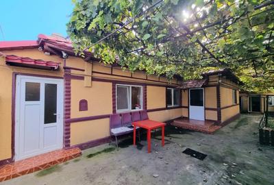 Casa individuala in Ovidiu, zona centrala
