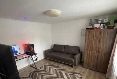 Casă cu 6 camere cu Teren 210 Mp în Zamora - 2