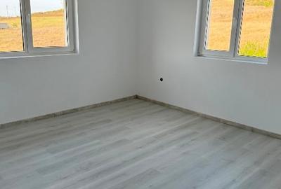 Proprietar-Casa în sat Dumbrava, Comuna Ciurea, Jud Iași, str. DJ 248D, nr. 385. - 5