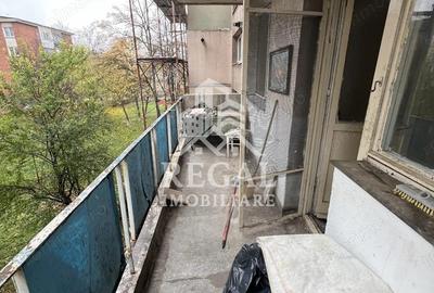 Apartament de vanzare in exclusivitate Zona Micro 4 etaj 2/4 - 8
