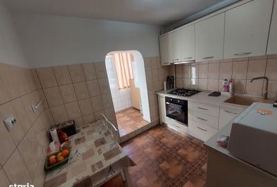 Apartament cu 3 camere decomandat în Sud - 9