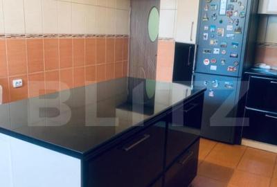 Vila 380mp, cu panorama ?i curte de 2100 mp in Carcea - 3