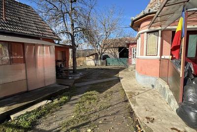 Casă cu 3 camere în Cipău - 8