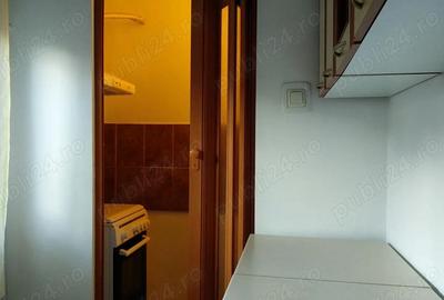 Garsonieră decomandată în Central - 9