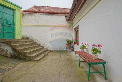 Casa / Vila cu 5 camere de vanzare in zona Schei, Cotun 9 - 13