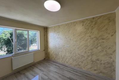 Garsoniera de vanzare zona Cet, RENOVATA - 1