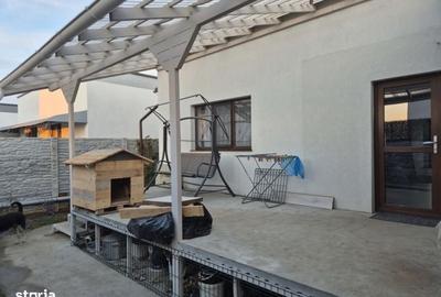 Casă cu 3 camere în Albești - 12