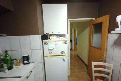 Bdul. Unirii, Apartament 3 camere,Chear la Bdul. - 2