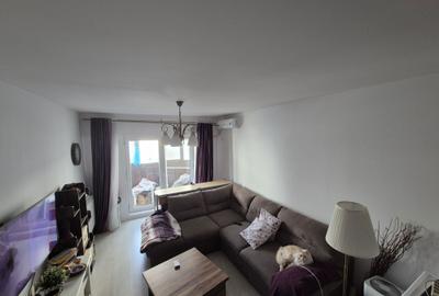 Apartament cu 3 camere decomandat în Cățelu - 15