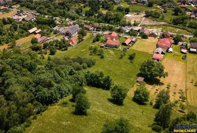 FILM!View superb catre munti,teren pretabil constructie Hotel,4.400 mp, Moieciu de Jos, Bran - 1