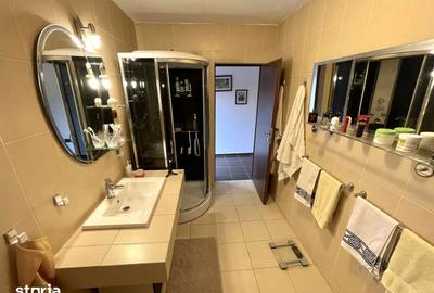 Casă cu 6 camere cu Teren 1629 Mp în Plopu - 6