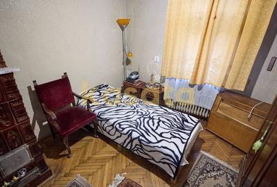 CASĂ CLASICĂ DE VANZARE CU POTENȚIAL PREMIUM ÎN ZONA 1 MAI - 4