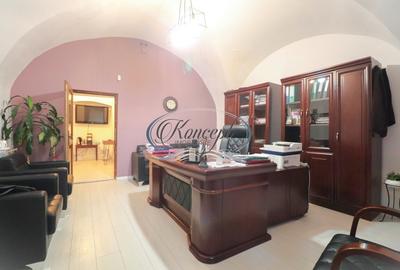 Birou in cladire istorica cu terasa si boxa, strada Eroilor - 2