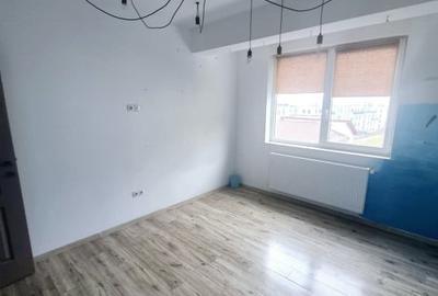 Apartament cu 2 camere semidecomandat, mobilat în Florești - 2