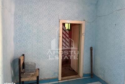 Casă cu 4 camere în Jupani - 11