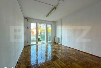 Spațiu comercial, de 22 mp, în Iosia