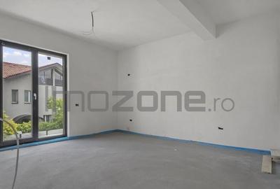 Casa spa?ioasa cu terasa ?i loc de parcare Milit... - 6