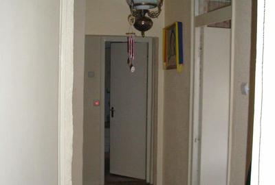 Apartament cu 2 camere decomandat în Ampoi 3 - 1