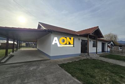 Casă individuală cu 4 camere cu Canalizare în Exterior Nord - 1