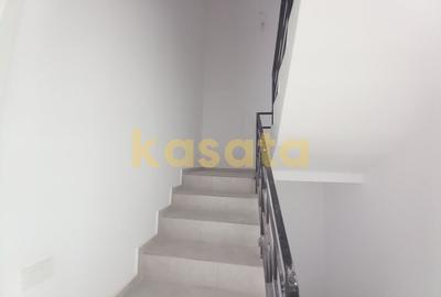 Casă cu 3 camere cu Teren 200 Mp în Bragadiru - 2