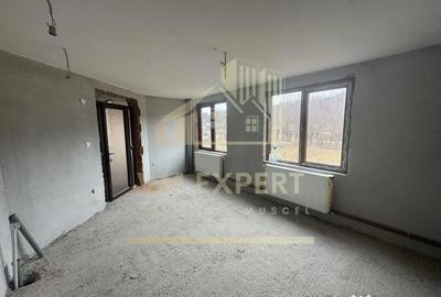 Casă cu 7 camere cu Teren 1654 Mp în Bughea de Jos - 11