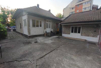 Casă individuală cu 4 camere cu Canalizare în Lipovei - 11
