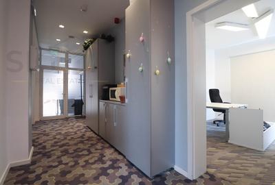 Birou, de 44 mp, în Gruia - 4