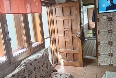 Casă cu 4 camere cu Teren 273 Mp în Central