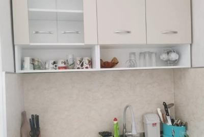 Garsonieră decomandată în Astra