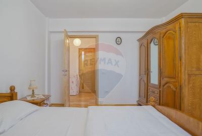 Apartament cu 2 camere semidecomandat în 15 Noiembrie - 9