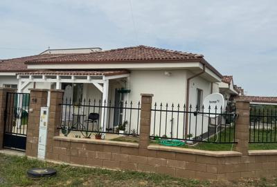 Casă înșiruită de vânzare în Moșnița Nouă 108.000 Euro - 3