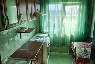 Apartament cu 3 camere semidecomandat în Pantelimon - 1