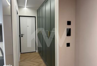 Apartament cu 3 camere, mobilat în Central