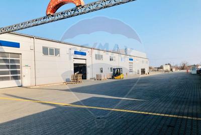 Spațiu comercial, de 1,000 mp, în Central - 5