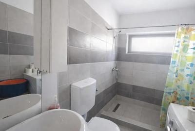 Casă cu 5 camere în Tărlungeni