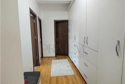Sanandrei -Apartament 3 camere - doua balcoane -  curte -foisor - beci - zona ex - 8