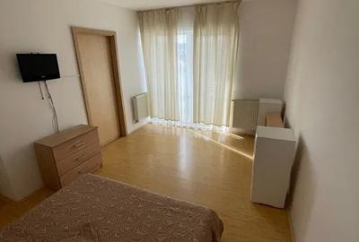 Garsonieră decomandată, mobilată în Florești