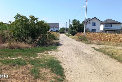 Teren de 877 mp, în Crevedia - 7