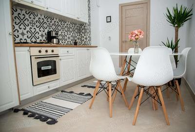 Apartament cu 3 camere decomandat în Central - 9