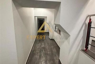 Spațiu comercial, de 78 mp, în Central