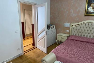 Casă cu 5 camere cu Teren 1088 Mp în Central - 19