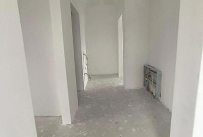 Casă cu Teren 445 Mp în Valea Adâncă - 5