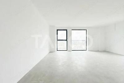 Apartament cu 3 camere semidecomandat în Central - 7